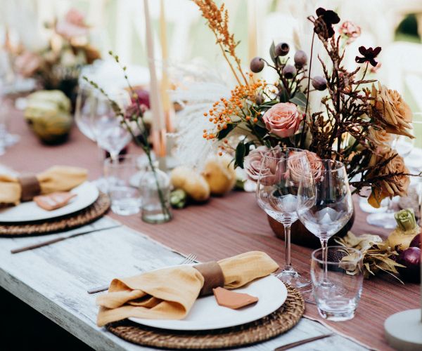 img of a wedding table